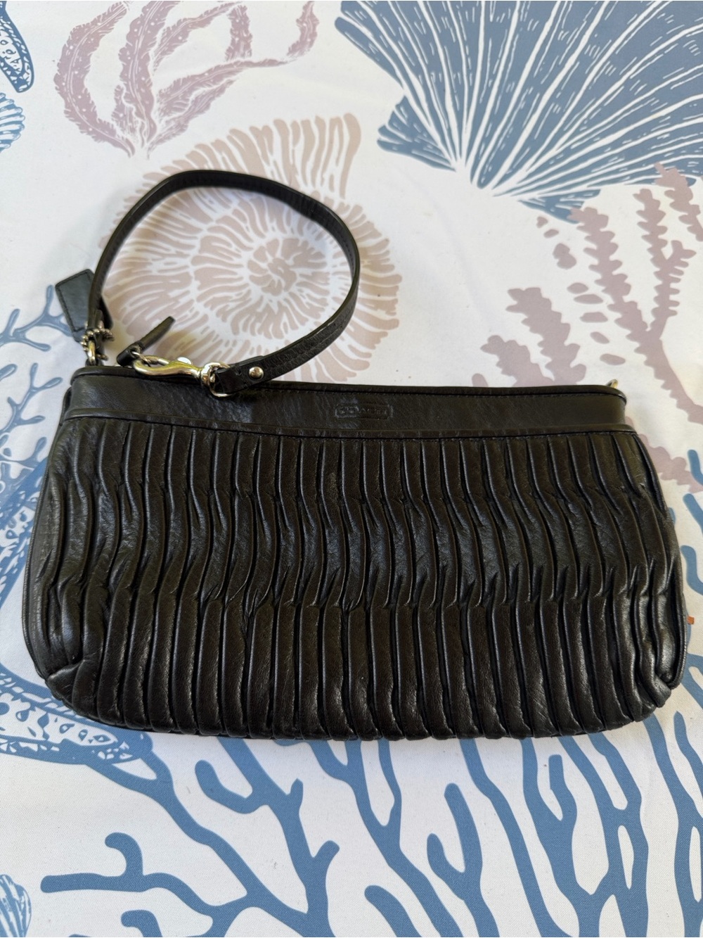 Vintage Coach Madison Gathered Leather Wristlet or Clutch - Picture 6 of 6